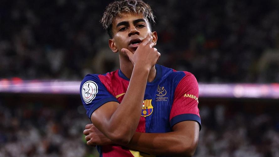 巴萨逆转取胜却迎来重磅伤情 全场最佳奥尔莫肩膀脱臼恐赛季报销