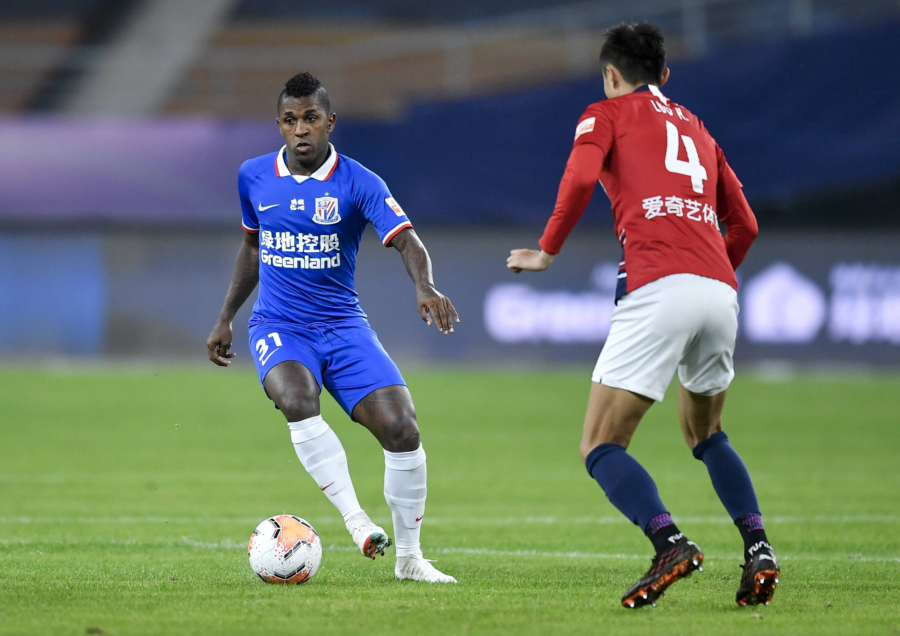 弗拉霍维奇在尤文前20场欧冠打入9球，仅次于C罗和伊瓜因