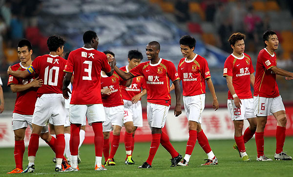 指定山东泰山队参加亚冠，上海上港球迷的建议，无视规则的呓语