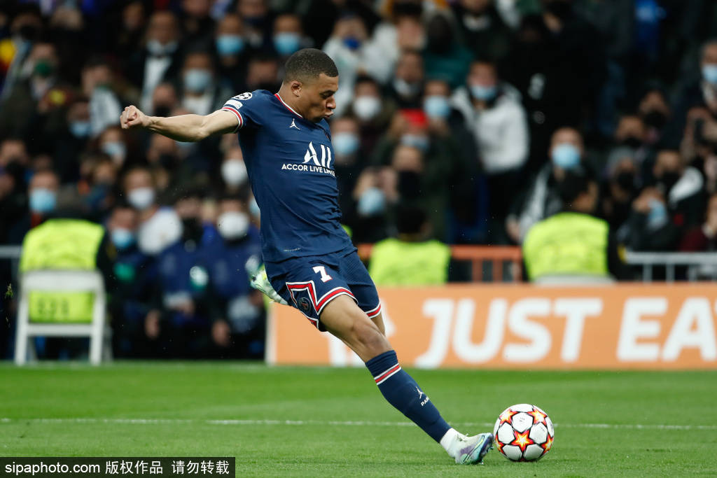 姆巴佩：防守维尼修斯90分钟，太折磨边后卫了