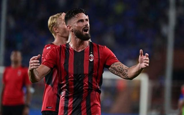 庆祝欧洲杯夺冠，英格兰女足前锋凯莉在伦敦街头跳舞