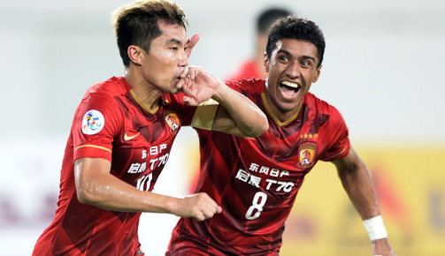 凯尔特人以138-129击败魔术，凭借高命中率和高效进攻取得关键胜利。